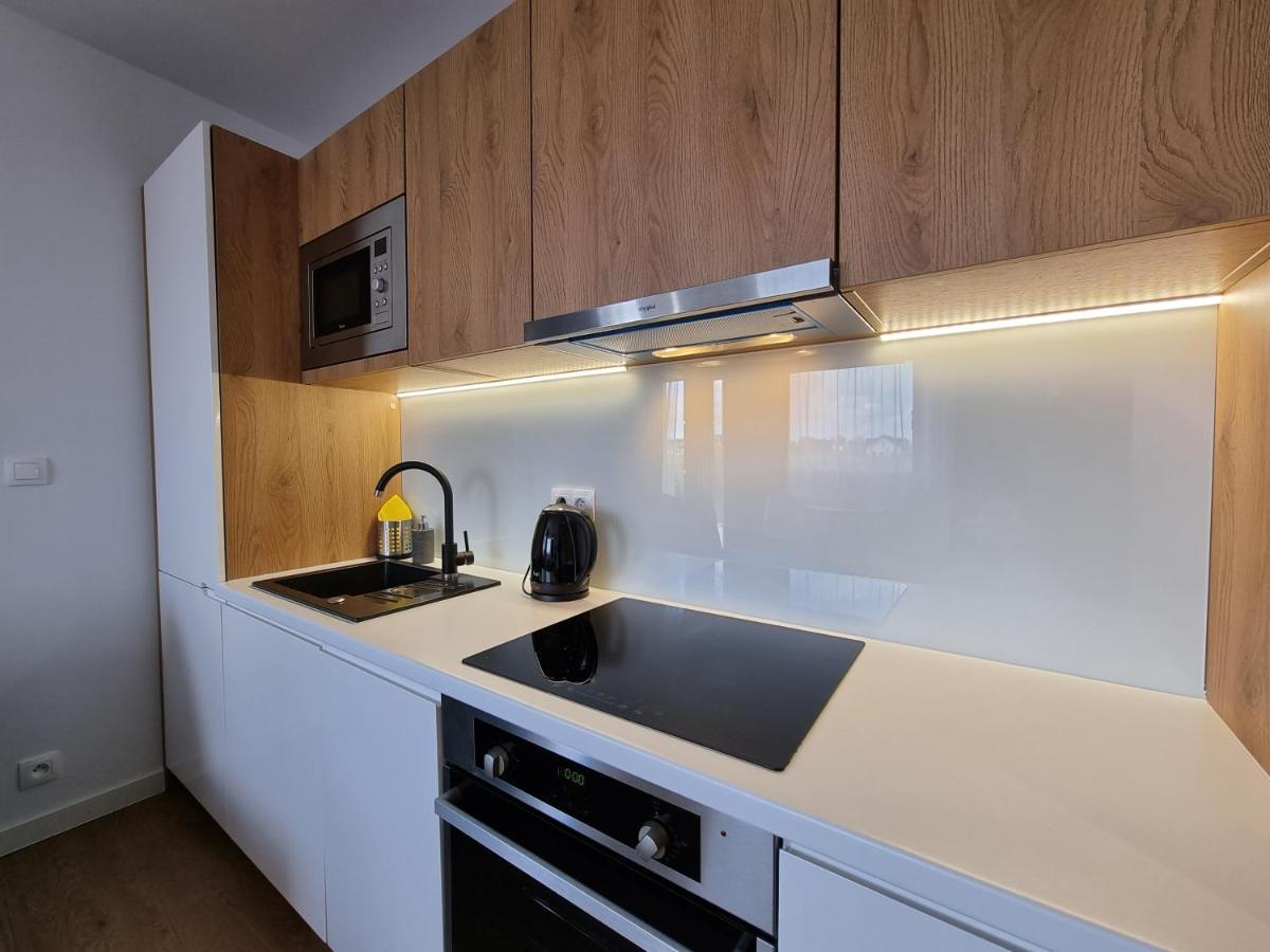 Prywatny Apartament W Hotelu C8 - 365Pam Sarbinowo Exterior foto
